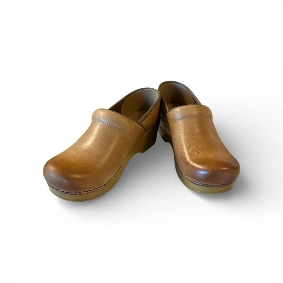 Dansko Professional Honey Distressed Clog size 39 or 8.5/9 | Never Worn - Picture 1 of 9